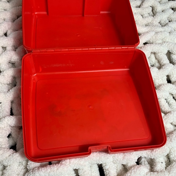 Peanuts by Schulz Red Thermos Plastic Lunch Box - Picture 10 of 16